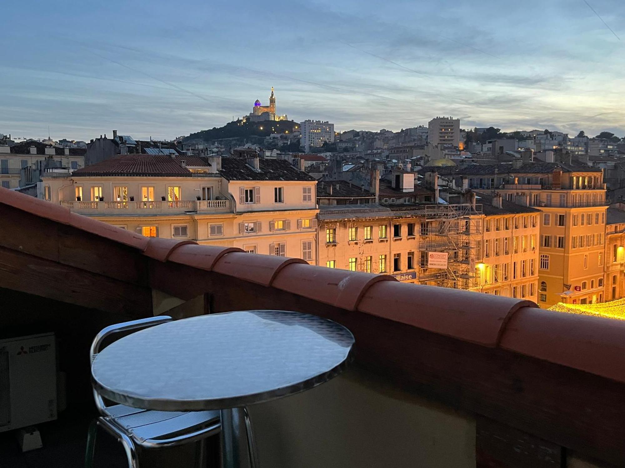 마르세유 Loft Moderne Vue Vieux Port Terrasse Rooftop 아파트 외부 사진